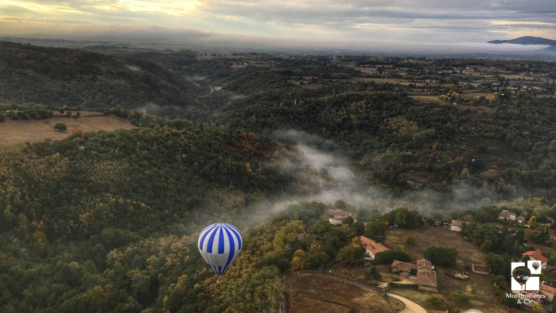 Montgolfières et Cie Annonay Ardèche Montgolfière Voyage voler vol Rhône-Alpes