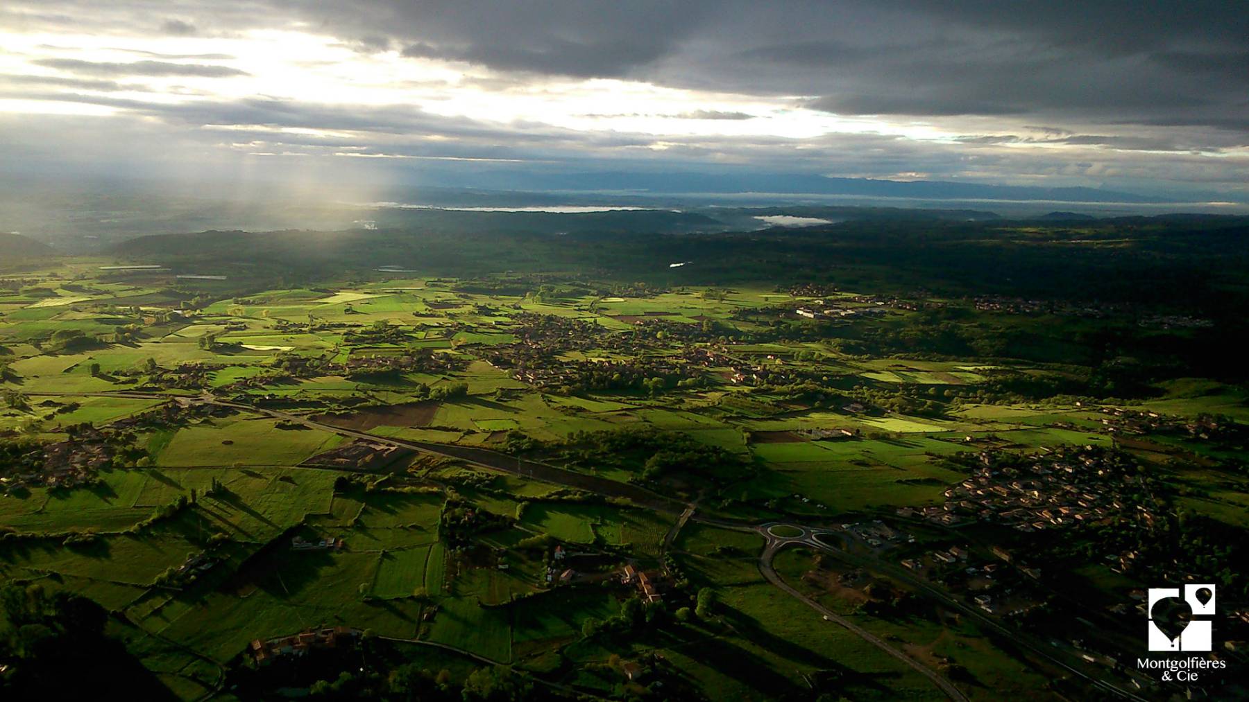 Montgolfières et Cie Annonay Ardèche Montgolfière Voyage voler vol Rhône-Alpes